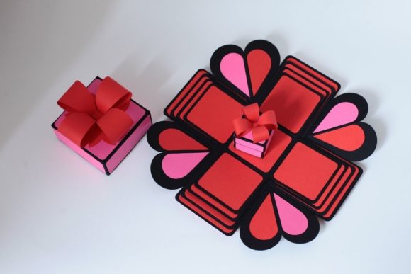Preview of 3D exploding box SVG design